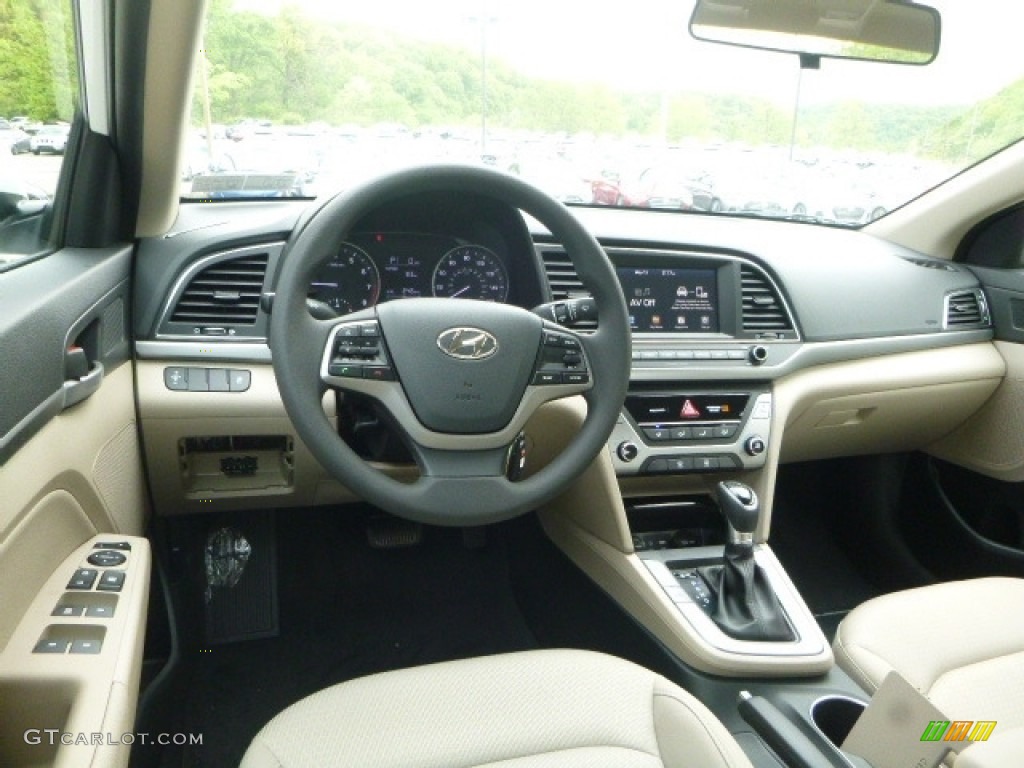 Beige Interior 2017 Hyundai Elantra SE Photo #120459395