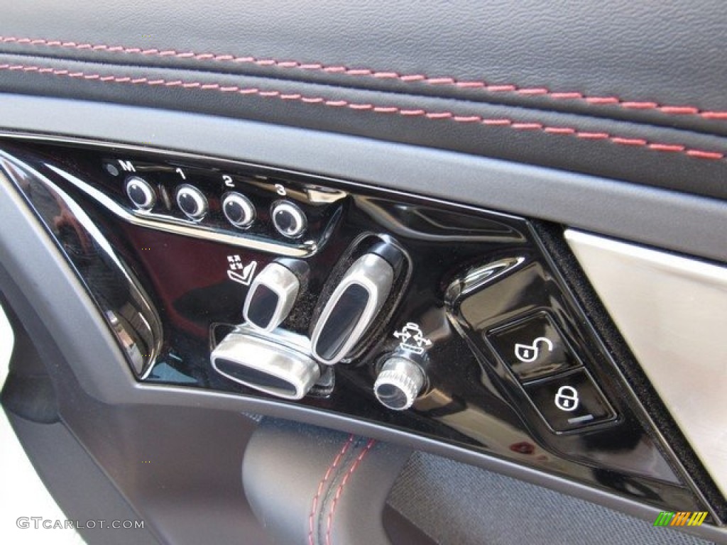 2015 Jaguar F-TYPE R Coupe Controls Photo #120463184