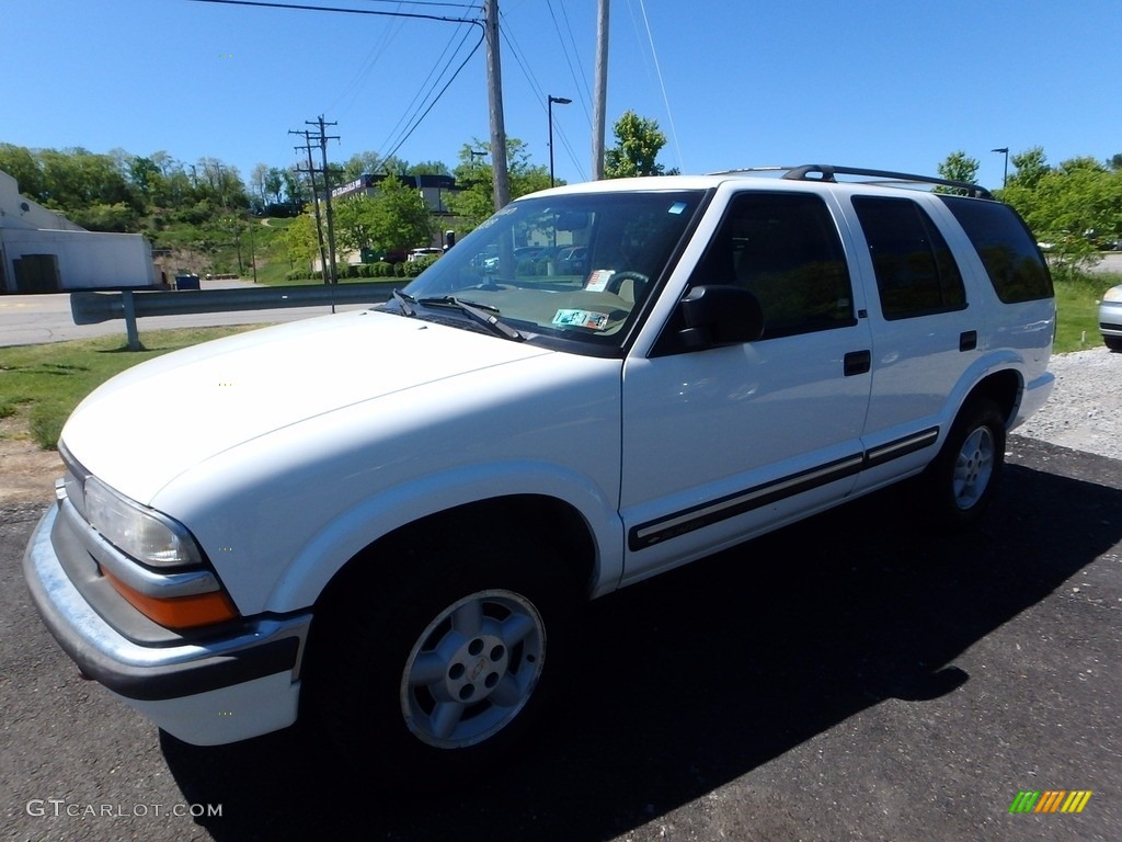 Summit White Chevrolet Blazer