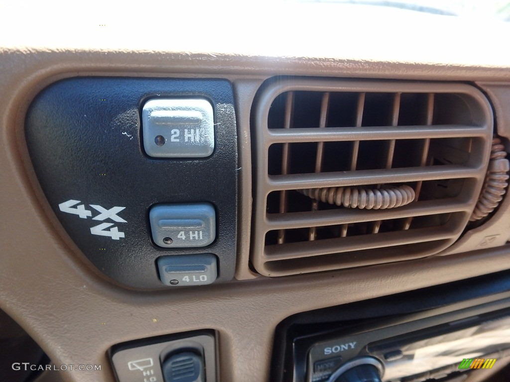 2000 Blazer LS 4x4 - Summit White / Beige photo #12