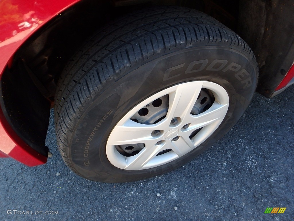 2005 Equinox LS AWD - Salsa Red Metallic / Light Gray photo #7