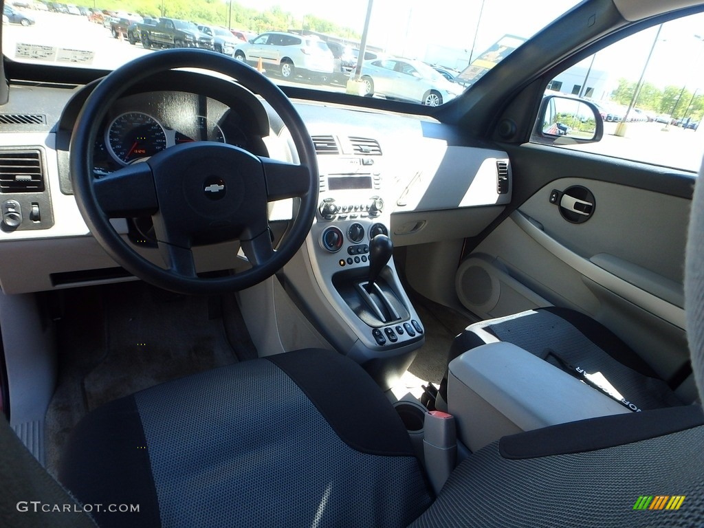 2005 Equinox LS AWD - Salsa Red Metallic / Light Gray photo #10