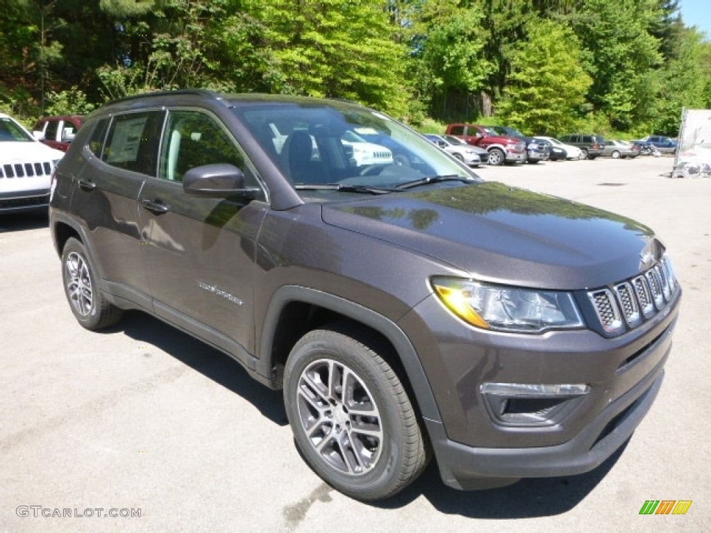 Granite Crystal Metallic 2017 Jeep Compass Latitude 4x4 Exterior Photo #120476213