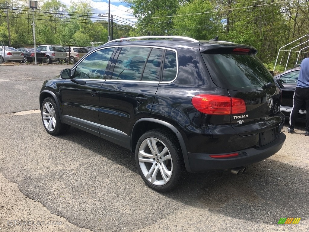 2012 Tiguan SEL - Deep Black Metallic / Beige photo #4