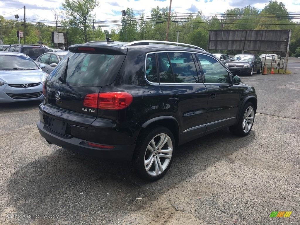 2012 Tiguan SEL - Deep Black Metallic / Beige photo #6