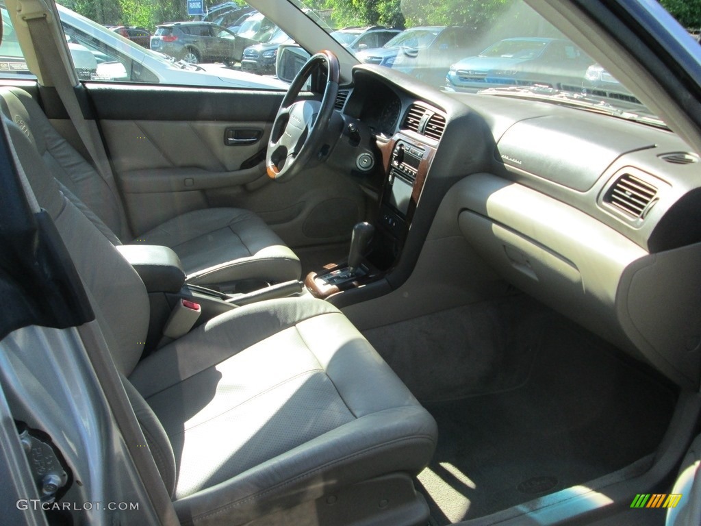 2004 Outback 3.0 L.L.Bean Edition Wagon - Silver Stone Metallic / Beige photo #12