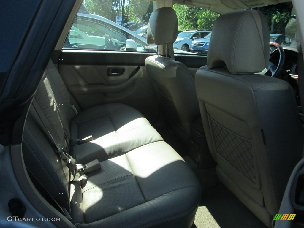 2004 Outback 3.0 L.L.Bean Edition Wagon - Silver Stone Metallic / Beige photo #13