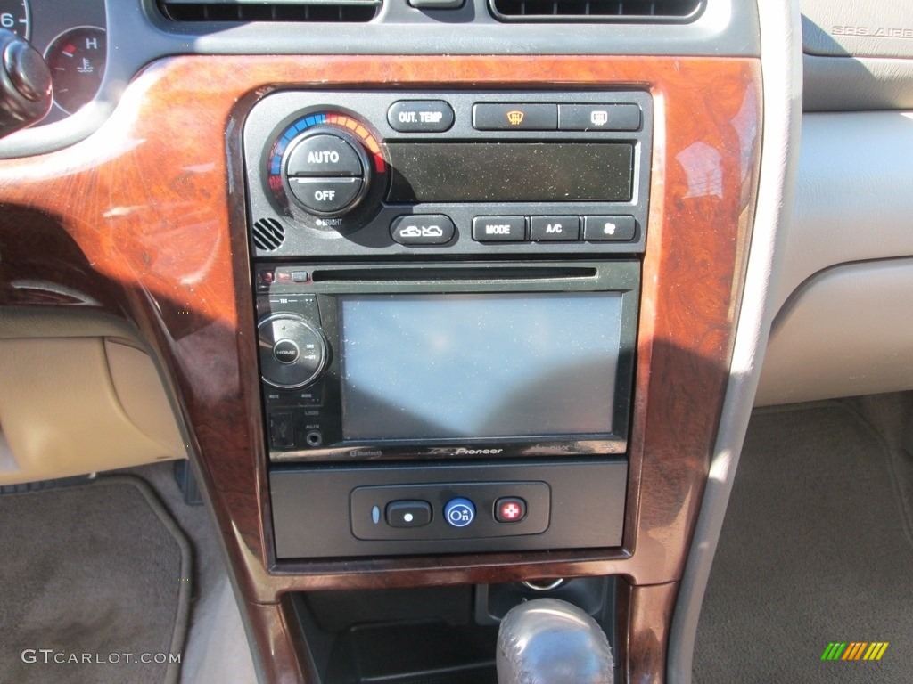2004 Outback 3.0 L.L.Bean Edition Wagon - Silver Stone Metallic / Beige photo #20