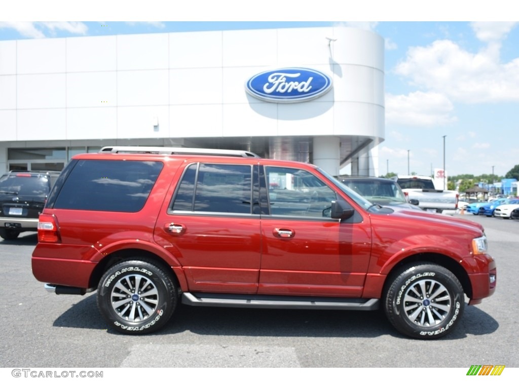 2017 Expedition XLT 4x4 - Ruby Red / Ebony photo #2