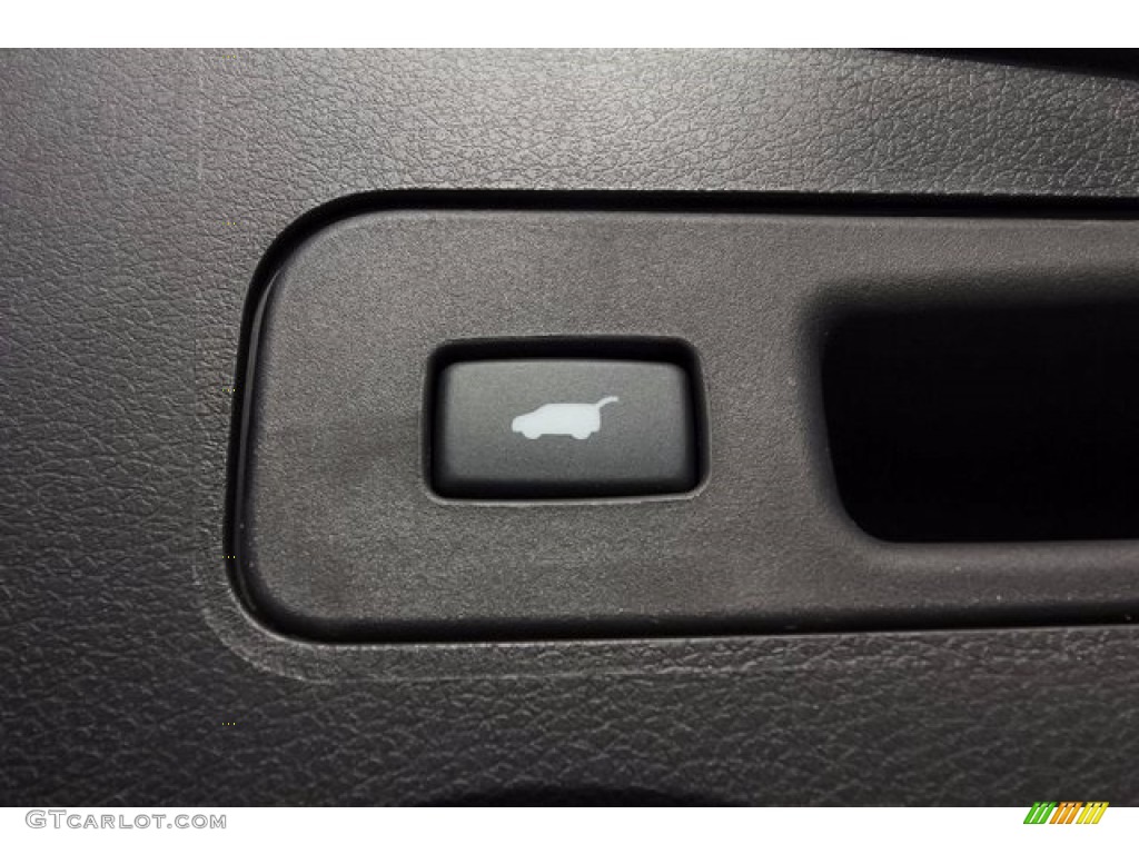 2017 MDX  - Crystal Black Pearl / Parchment photo #26