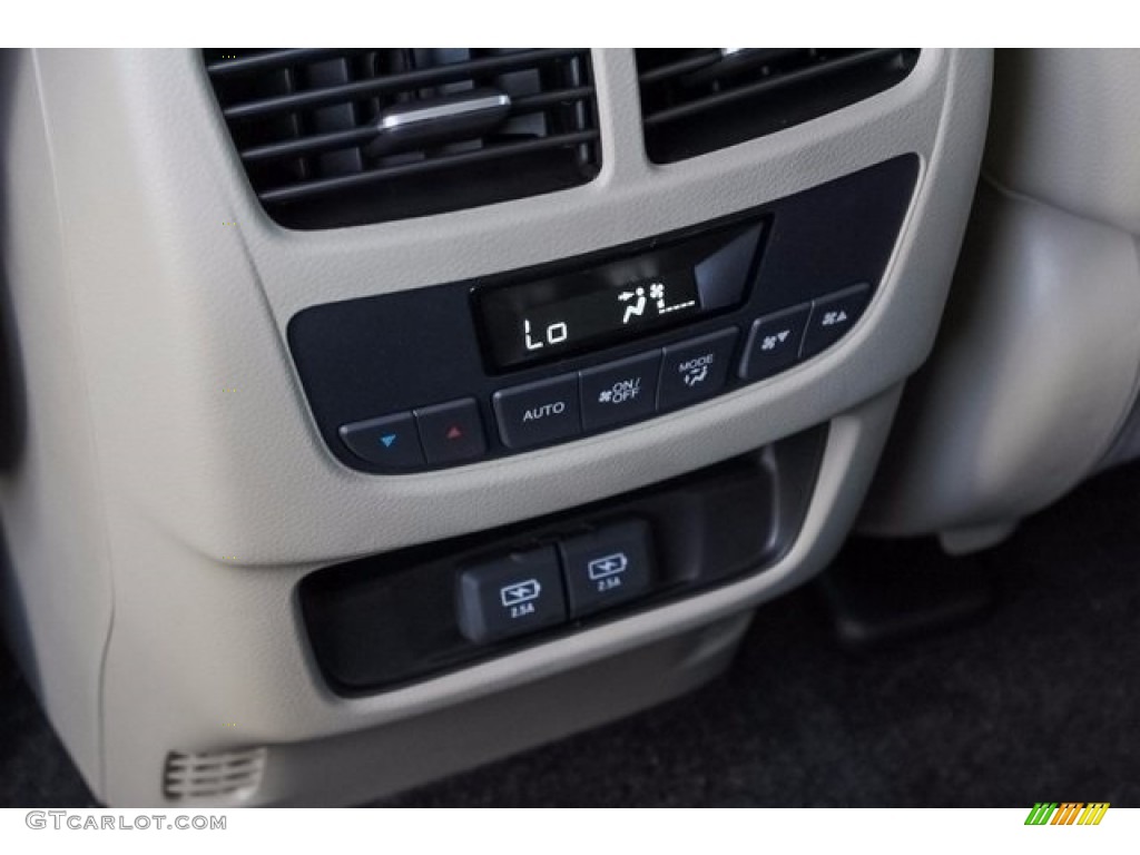 2017 MDX  - Crystal Black Pearl / Parchment photo #33