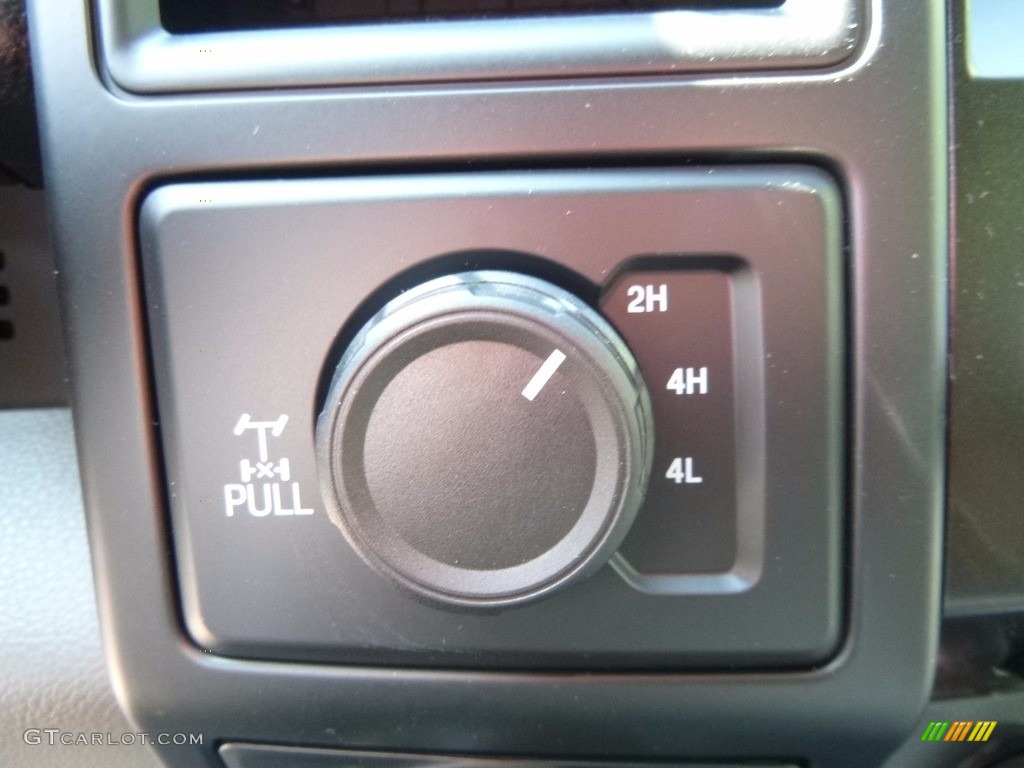 2017 F150 XL SuperCrew 4x4 - Ingot Silver / Black photo #16