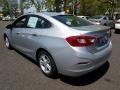 Silver Ice Metallic - Cruze LT Photo No. 4