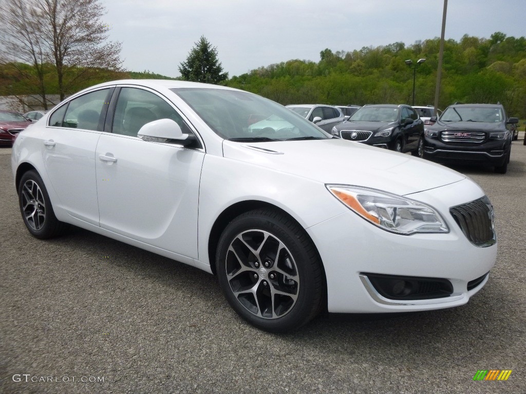 2017 Buick Regal Sport Touring Exterior Photos