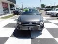Pepper Gray Metallic - Tiguan S Photo No. 2