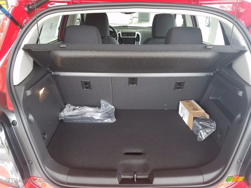 2017 Chevrolet Sonic LT Hatchback Trunk Photo #120494907