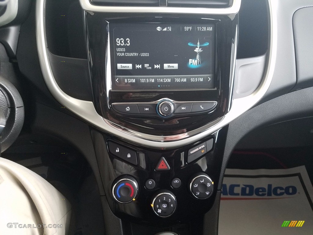 2017 Chevrolet Sonic LT Hatchback Controls Photo #120495087