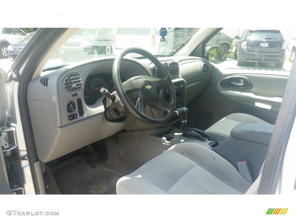 2007 TrailBlazer LS 4x4 - Moondust Metallic / Light Gray photo #11