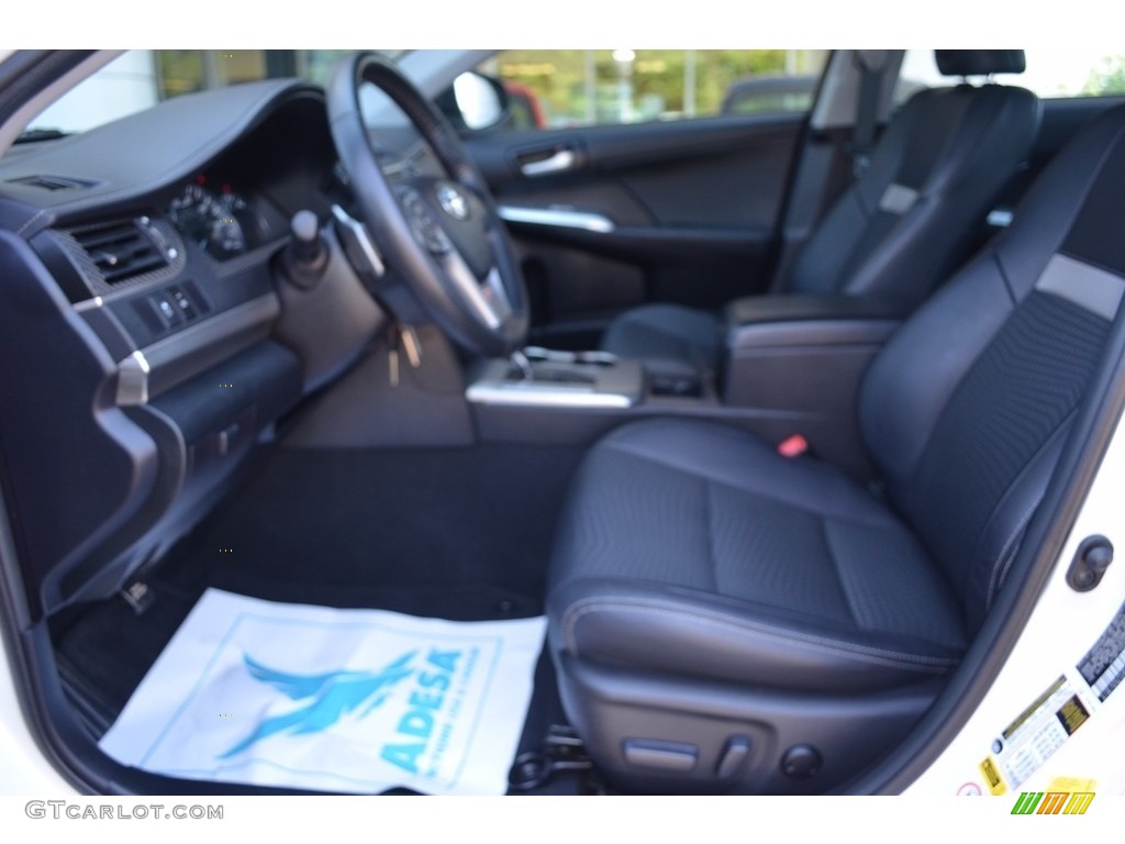 2014 Camry XSP - Super White / Black/Ash photo #9