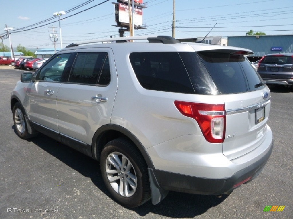 2011 Explorer XLT 4WD - Ingot Silver Metallic / Charcoal Black photo #8