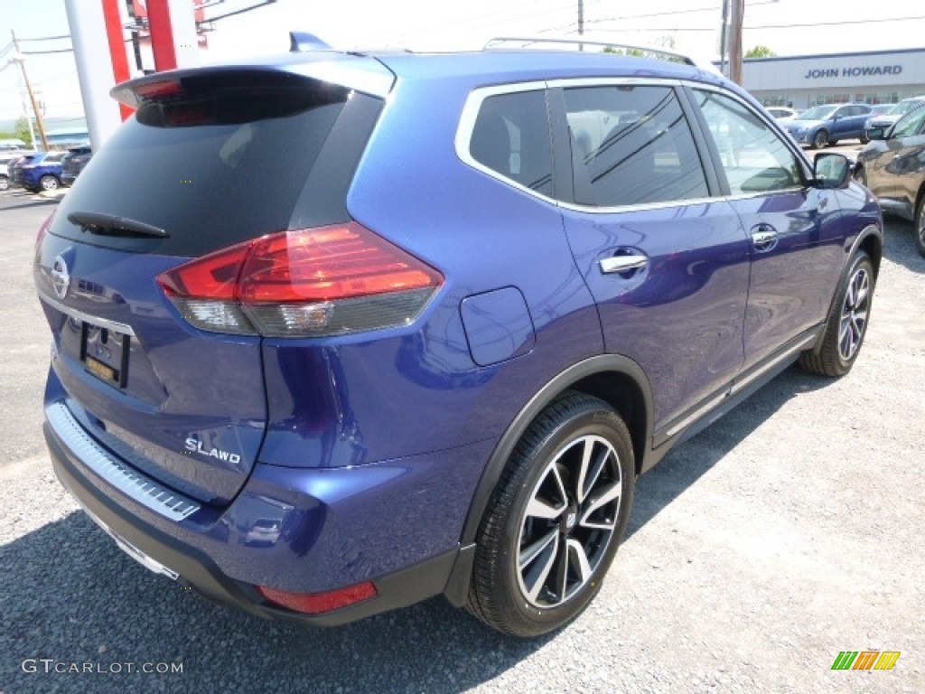 2017 Rogue SL AWD - Caspian Blue / Charcoal photo #7
