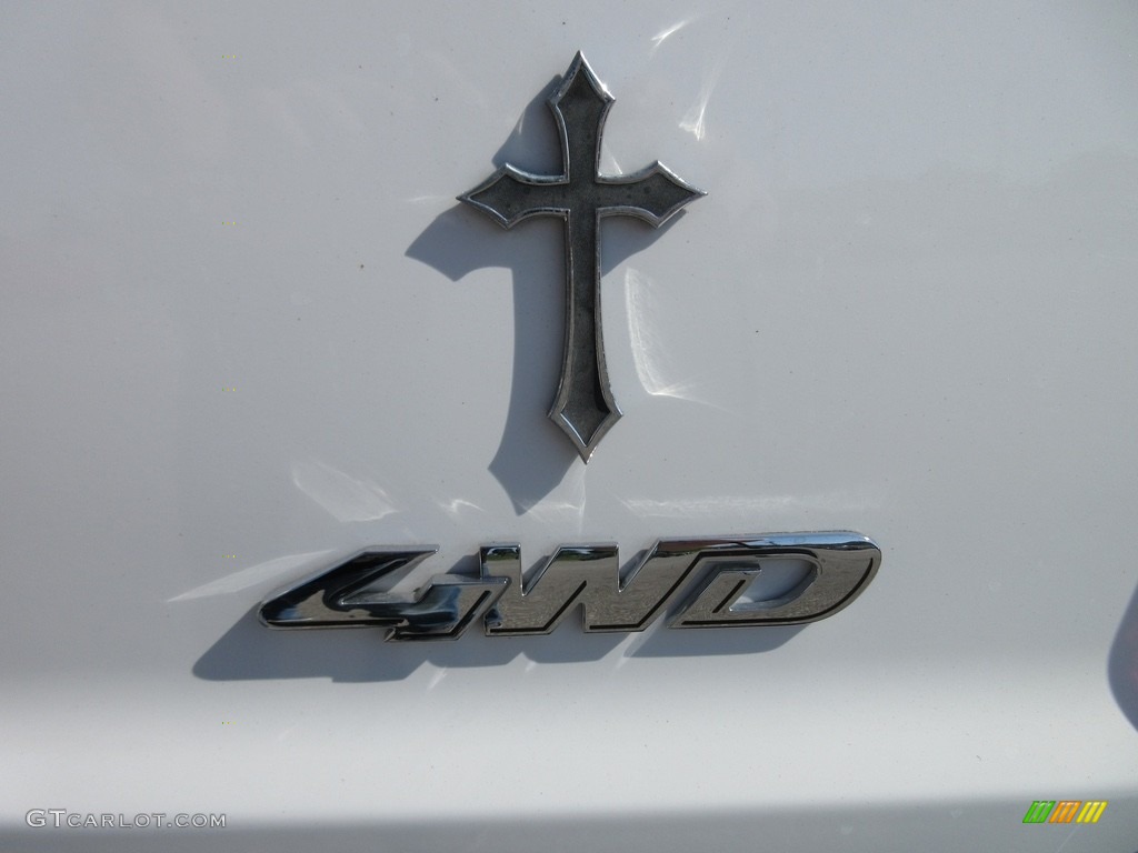 2009 Escape XLT V6 4WD - Oxford White / Stone photo #12