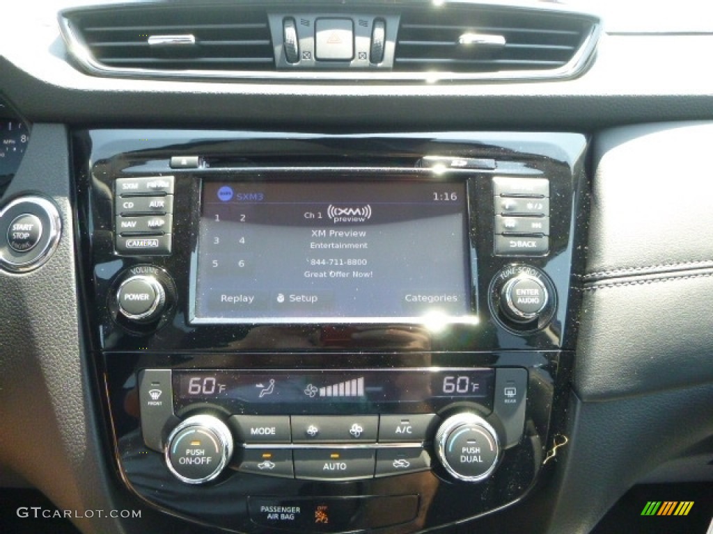 2017 Rogue SL AWD - Caspian Blue / Charcoal photo #18