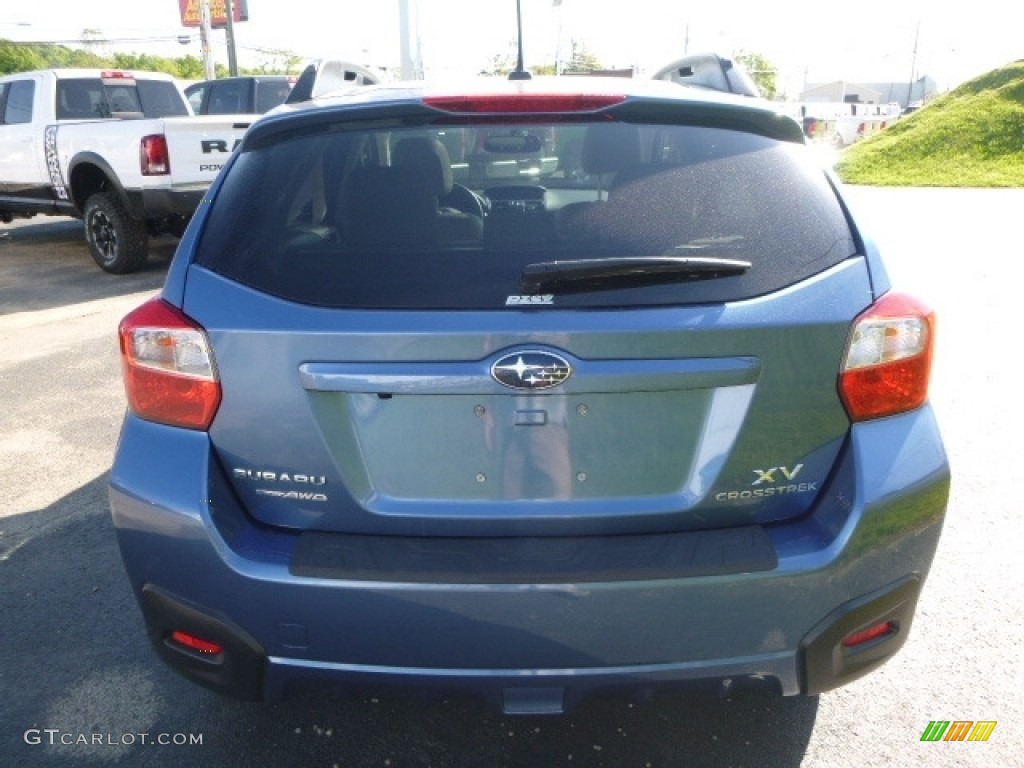 2014 XV Crosstrek 2.0i Limited - Quartz Blue Pearl / Ivory photo #5