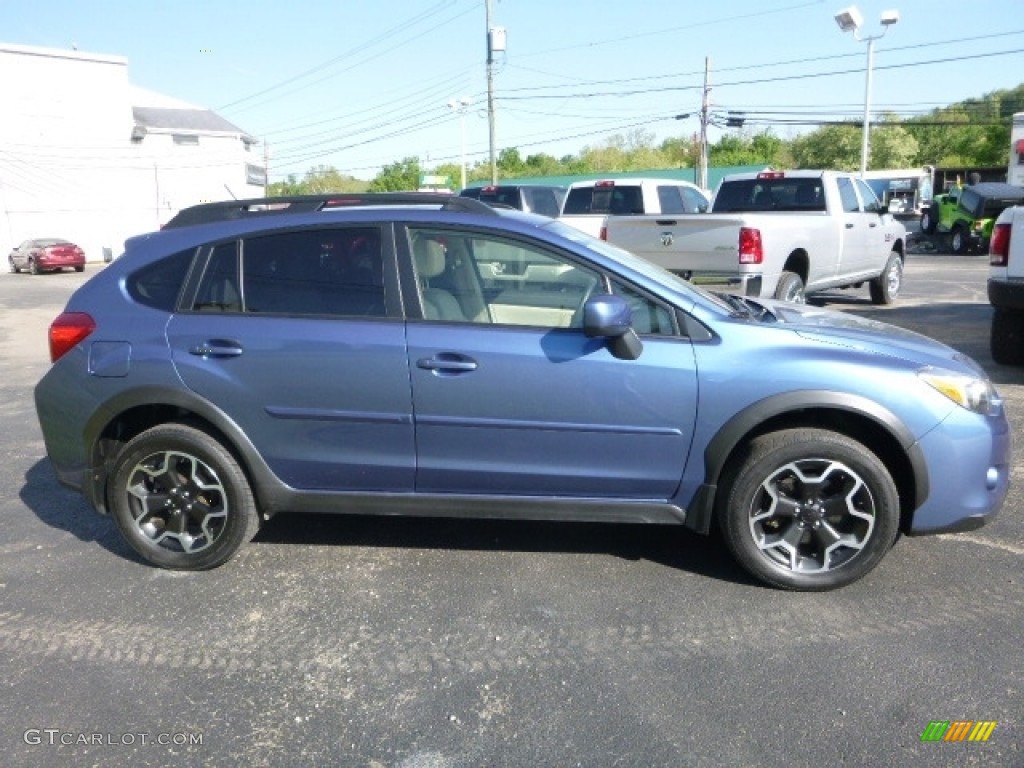 2014 XV Crosstrek 2.0i Limited - Quartz Blue Pearl / Ivory photo #7