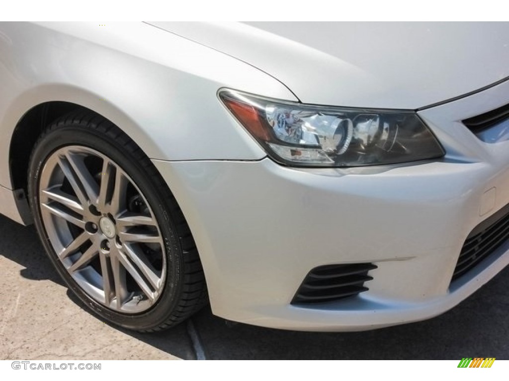 2011 tC  - Classic Silver Metallic / Dark Charcoal photo #10