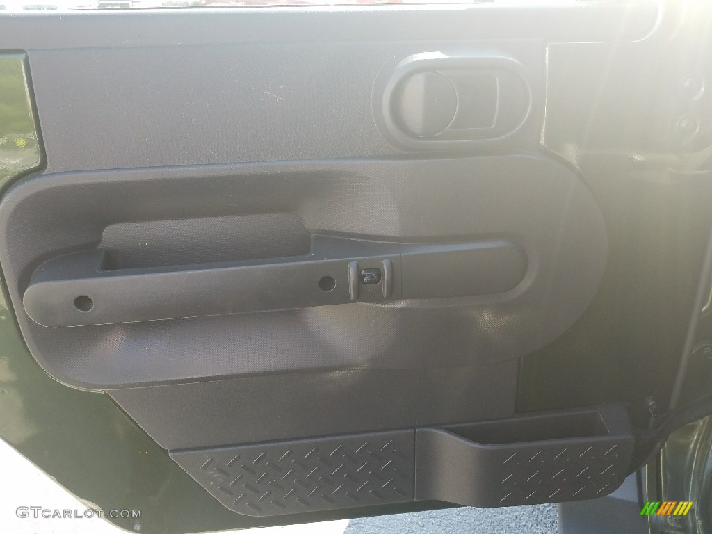 2008 Wrangler Unlimited Sahara 4x4 - Rescue Green Metallic / Dark Slate Gray/Med Slate Gray photo #13