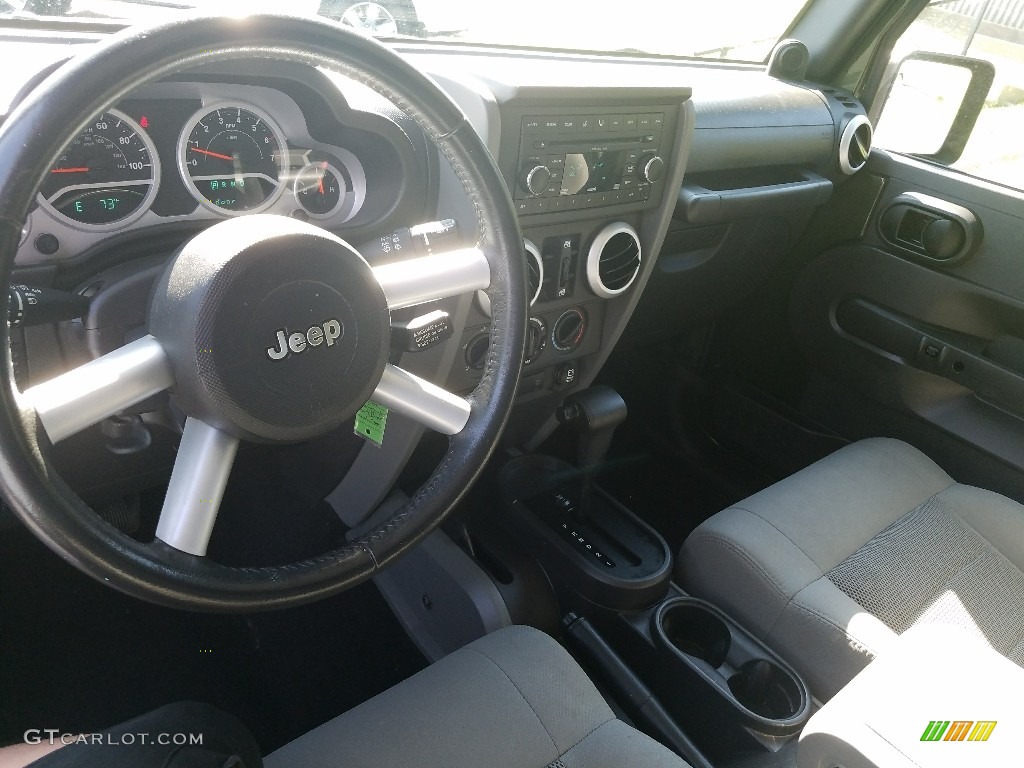 2008 Wrangler Unlimited Sahara 4x4 - Rescue Green Metallic / Dark Slate Gray/Med Slate Gray photo #15