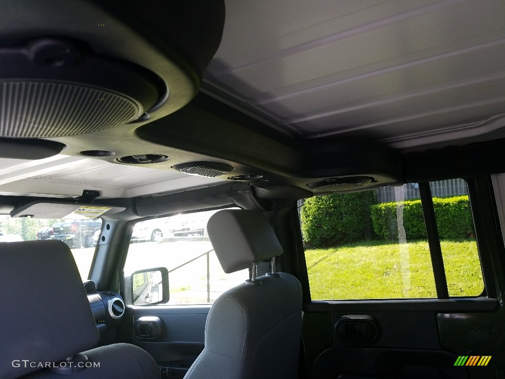 2008 Wrangler Unlimited Sahara 4x4 - Rescue Green Metallic / Dark Slate Gray/Med Slate Gray photo #28