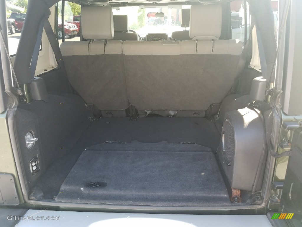2008 Wrangler Unlimited Sahara 4x4 - Rescue Green Metallic / Dark Slate Gray/Med Slate Gray photo #29