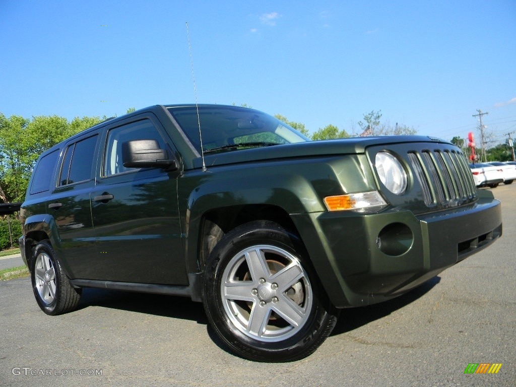 2008 Patriot Sport - Jeep Green Metallic / Dark Slate Gray photo #2