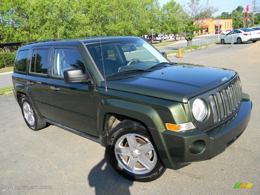 2008 Patriot Sport - Jeep Green Metallic / Dark Slate Gray photo #3