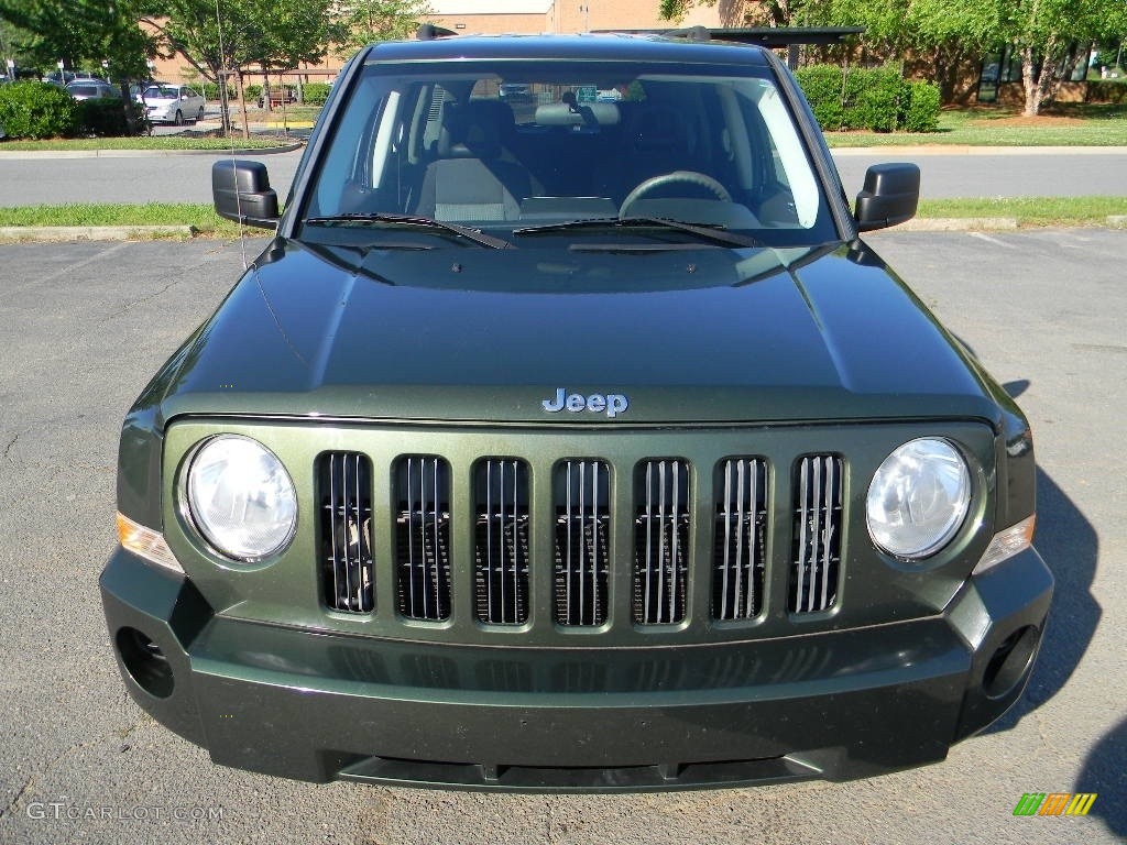 2008 Patriot Sport - Jeep Green Metallic / Dark Slate Gray photo #5