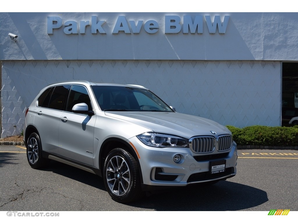 Glacier Silver Metallic BMW X5