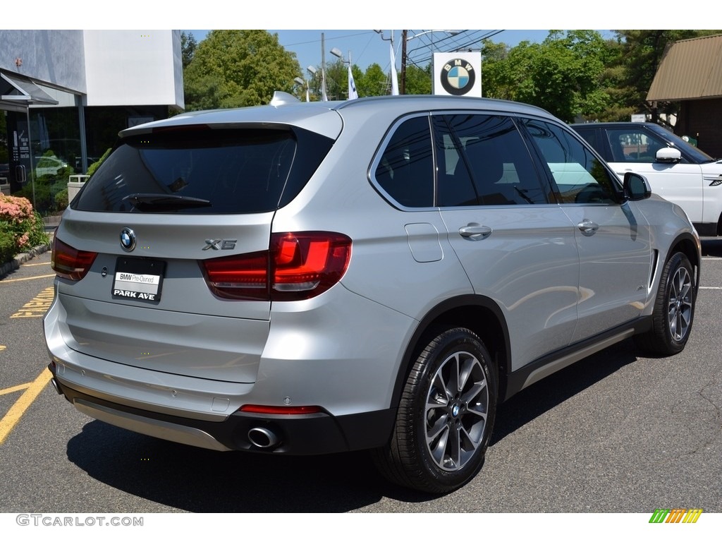 2017 X5 xDrive35i - Glacier Silver Metallic / Black photo #3