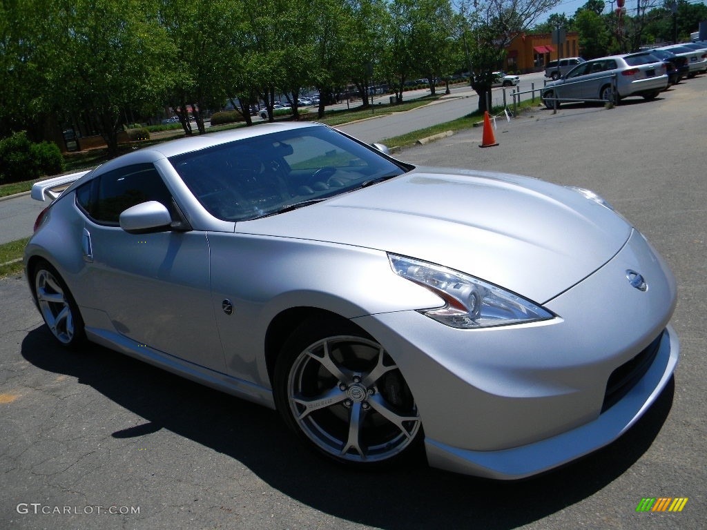 2009 370Z NISMO Coupe - Brilliant Silver / NISMO Black/Red photo #3