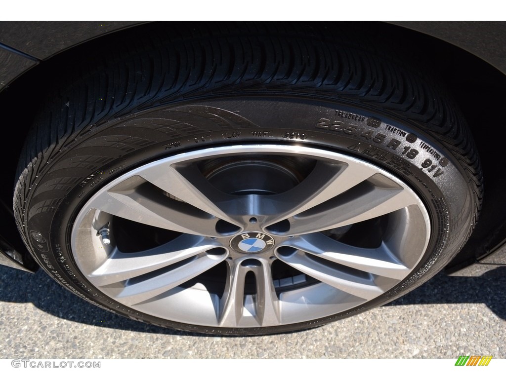 2017 3 Series 330i xDrive Sedan - Black Sapphire Metallic / Black photo #33