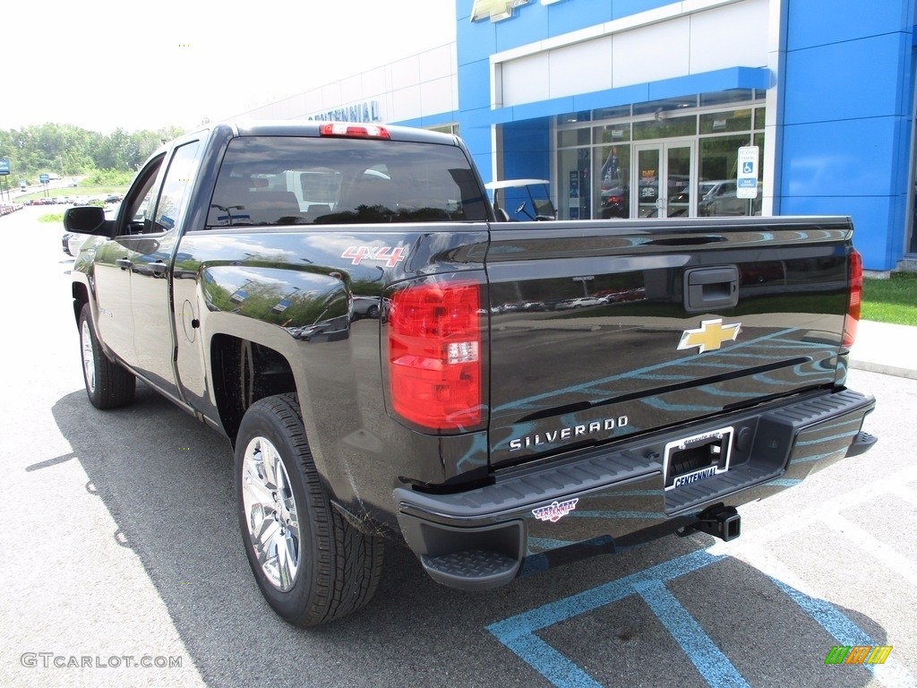 2017 Silverado 1500 Custom Double Cab 4x4 - Black / Dark Ash/Jet Black photo #4