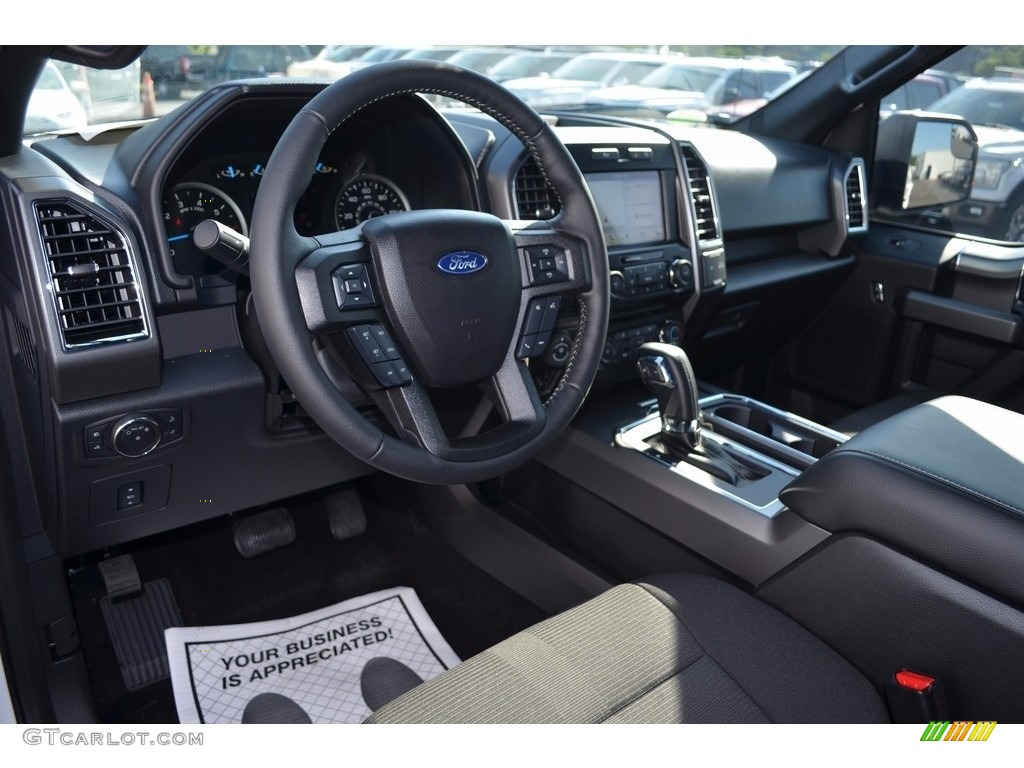 2017 F150 XLT SuperCrew 4x4 - Oxford White / Black photo #9