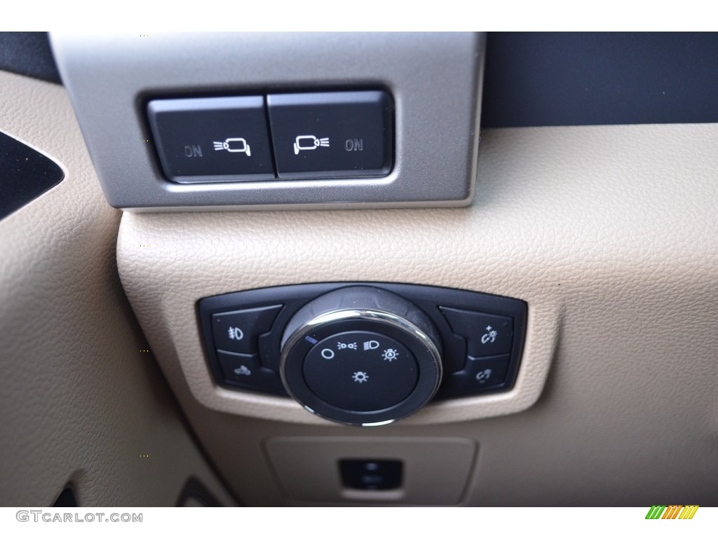 2017 F150 Lariat SuperCrew 4X4 - White Platinum / Light Camel photo #25