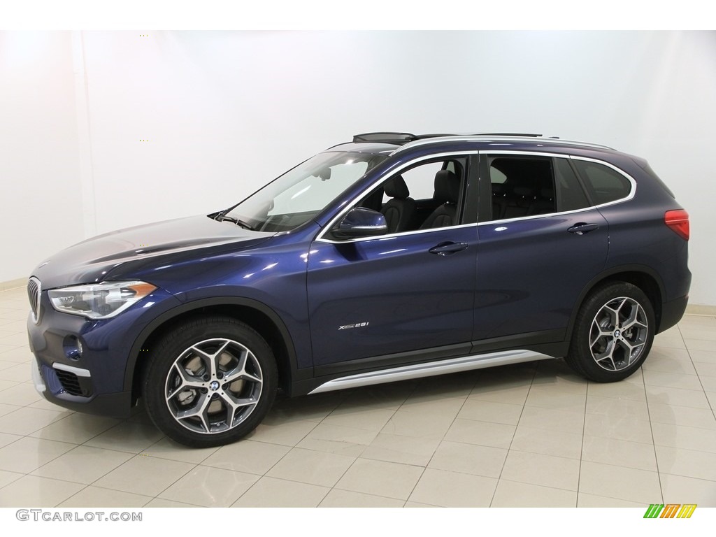 2017 X1 xDrive28i - Mediterranean Blue Metallic / Black photo #3