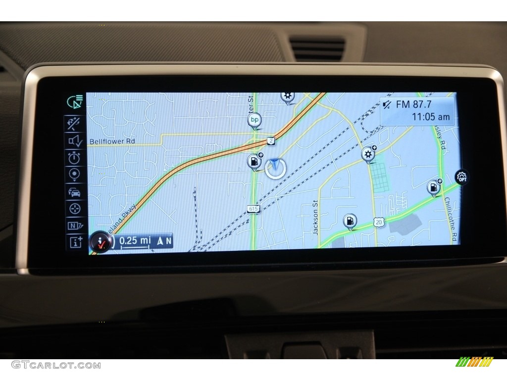 2017 X1 xDrive28i - Mediterranean Blue Metallic / Black photo #10