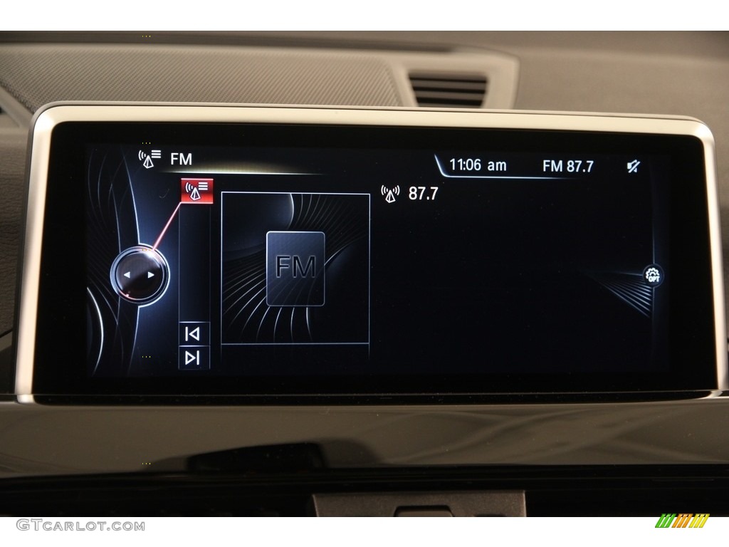 2017 X1 xDrive28i - Mediterranean Blue Metallic / Black photo #12