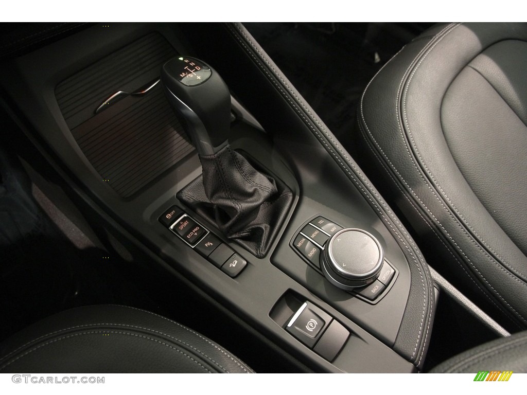 2017 X1 xDrive28i - Mediterranean Blue Metallic / Black photo #14