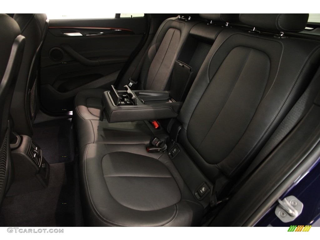 2017 X1 xDrive28i - Mediterranean Blue Metallic / Black photo #22