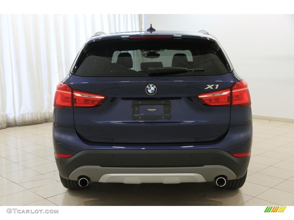 2017 X1 xDrive28i - Mediterranean Blue Metallic / Black photo #23